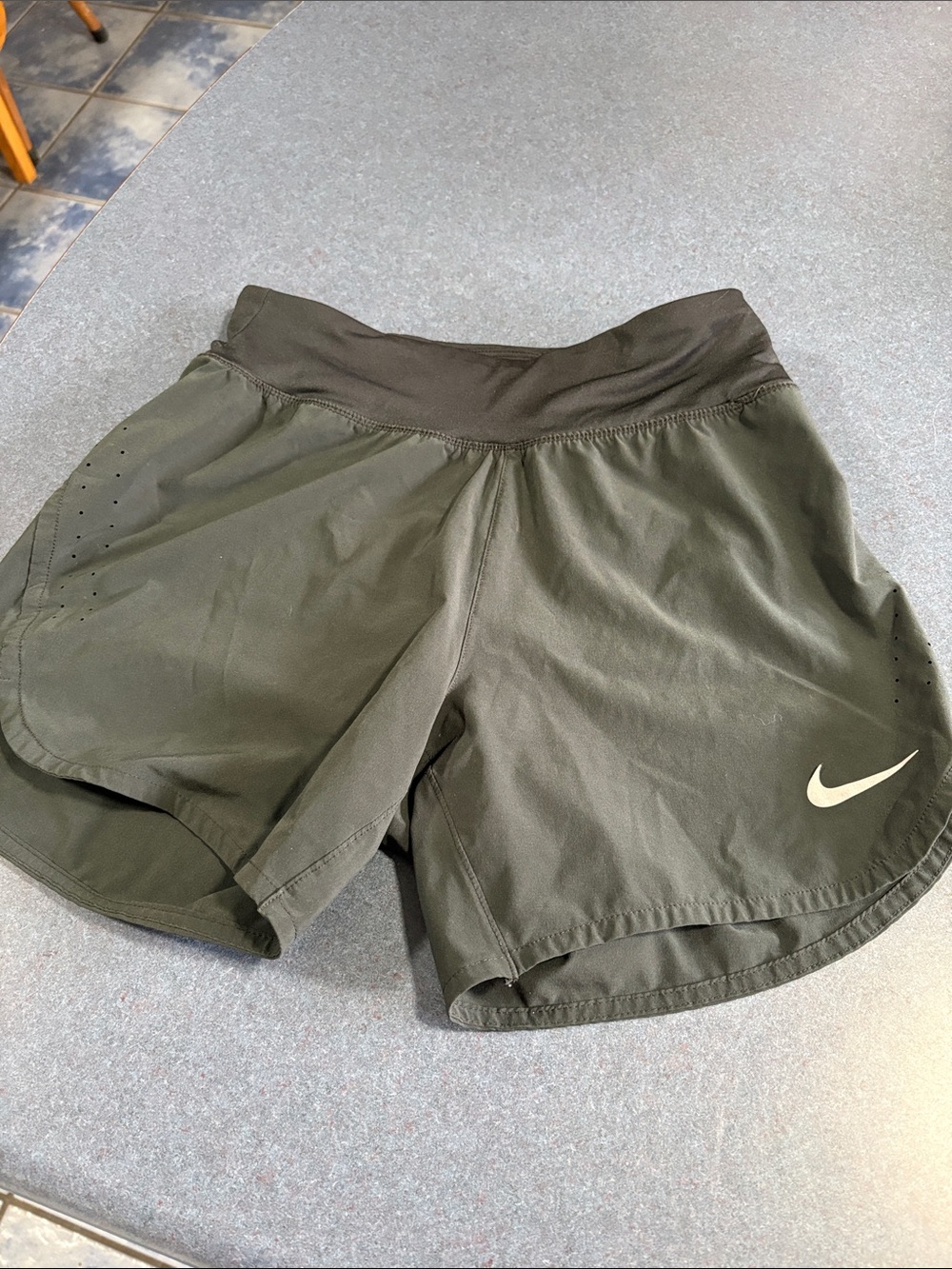 Nike Women’s black  Athletic Running Shorts with Swoosh